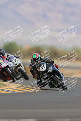 media/Sep-11-2022-SoCal Trackdays (Sun) [[81b7e951af]]/Turn 14 (1130am)/